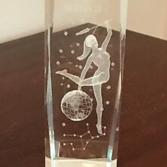 Virgo 3D laser etched paperweight - Picture 1 of 4